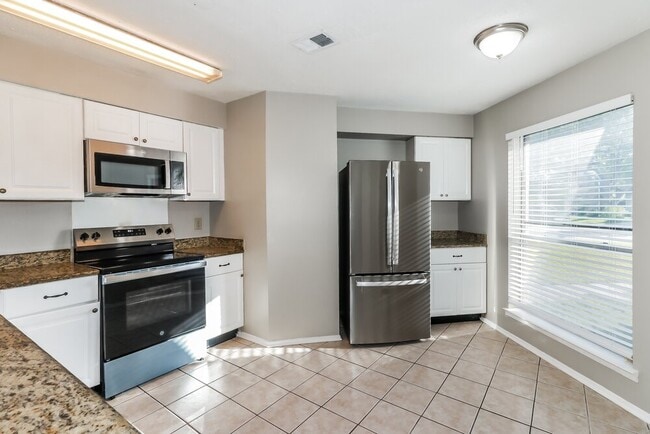 Photo - 10111 King Ranch Ln