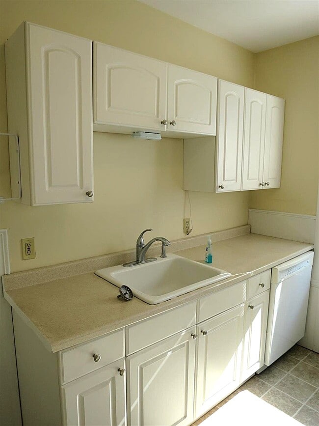 Photo - 36 Standish St Unit 3