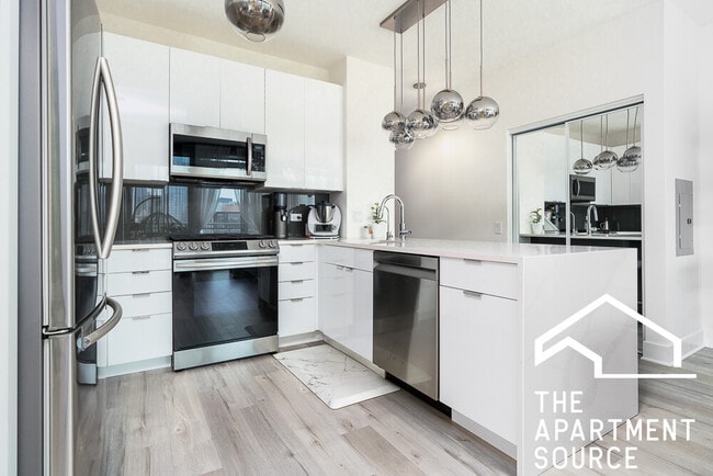 Photo - 757 N Orleans St Unit 1802