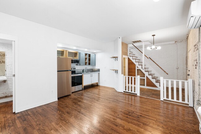 Photo - 116 Turner St