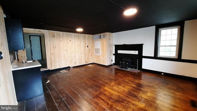 Building Photo - 217 S Main St Unit A