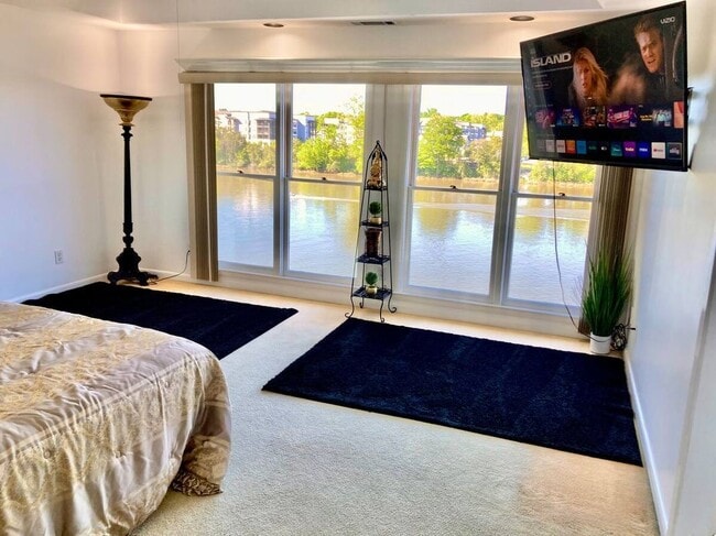 Photo - 1343 Waters Edge Dr