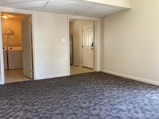 Photo - 667 Spruce St