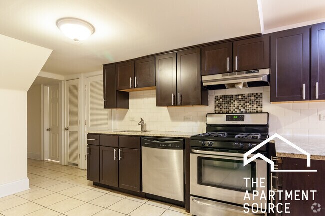 Building Photo - 877 W Lill Ave Unit D1 Rental