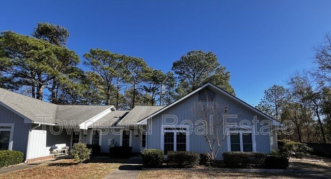 Building Photo - 2704 Helaman Ct