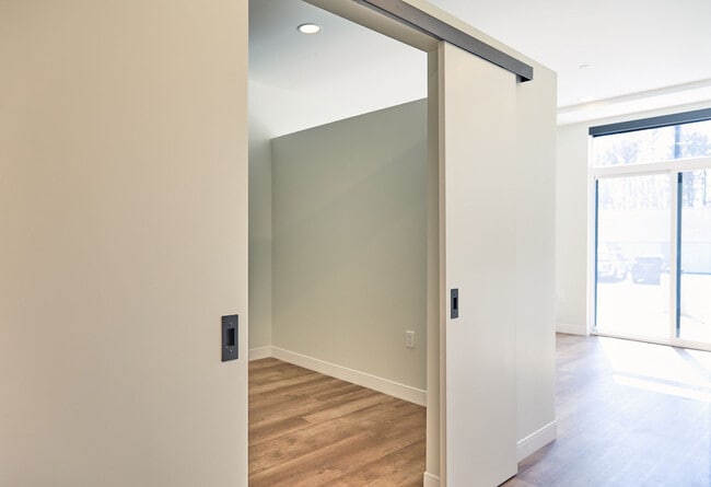 Studio Bed Nook - The Eddy