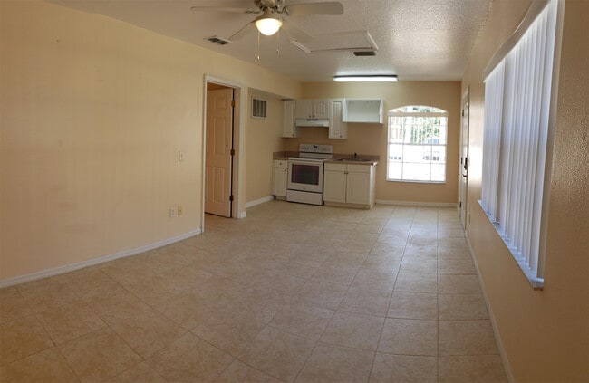 Photo - 2807 Fan Palm Dr