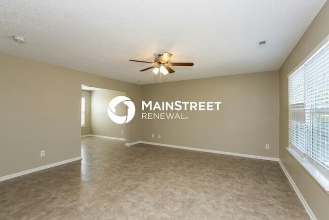 Photo - 3 Bedroom Pet-Friendly Home in Charlotte, NC with Main Street Renewal