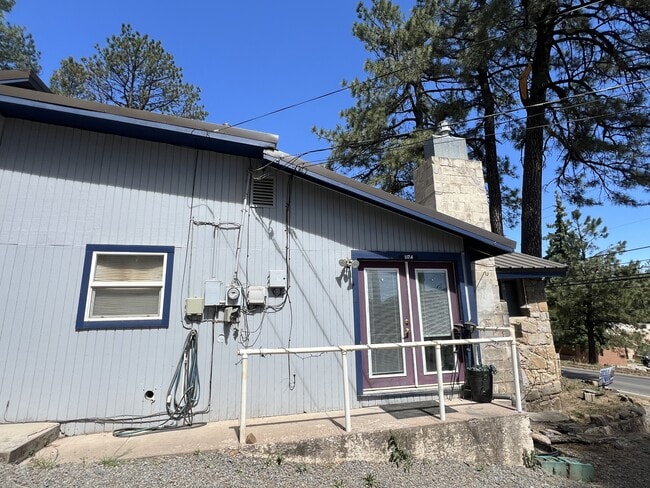 Building Photo - 117 Wingfield St