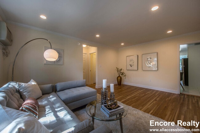 Photo - 70 St Paul St Unidad 86-3