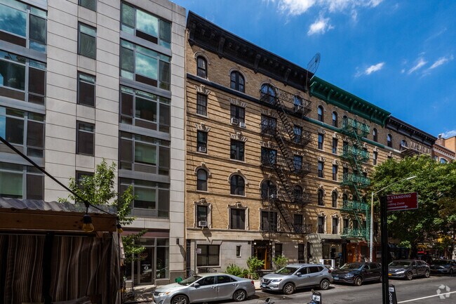 Southeast Corner - 57 Thompson St