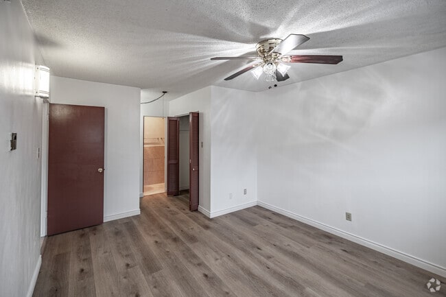 2BR, 2BA - 950SF - Primary Bedroom - Dale Terrace