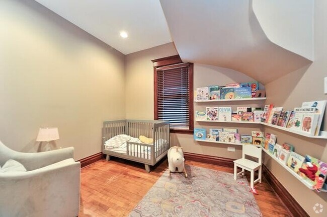 Building Photo - 3506 N Damen Ave Unit Apt 1