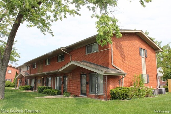 Building Photo - 3800 Normandy Rd Unit 2