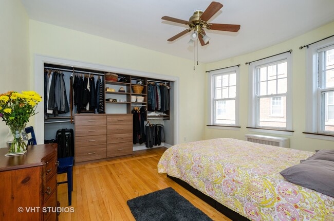 Photo - 734 Hinman Ave Unit 1