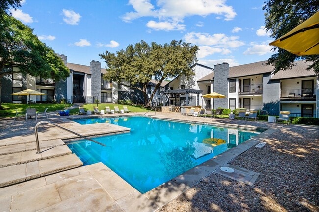 Building Photo - Retreat at River Ranch Rental