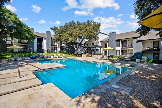 Building Photo - Retreat at River Ranch Rental