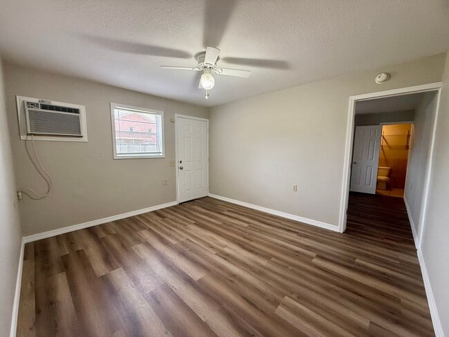 Photo - 204 N 16th Ave Unit Apt. 1