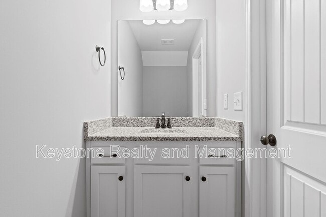 Photo - 580 Heritage Pointe Dr