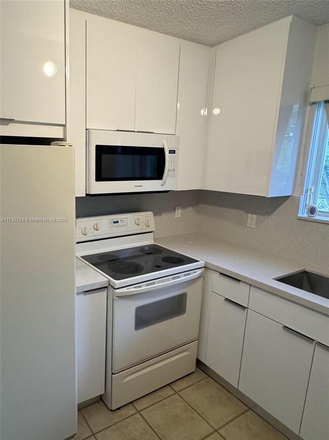 Photo - 2125 NW 77th Way Apartment Unit 201