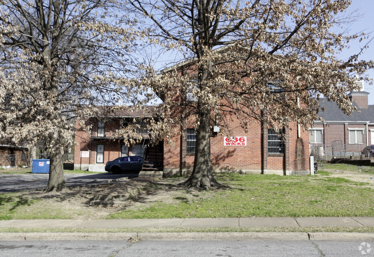 Photo - 636 Wicks Ave