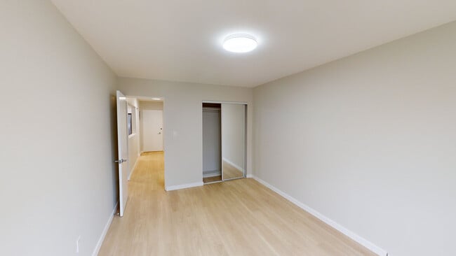 Photo - 8735 Selkirk