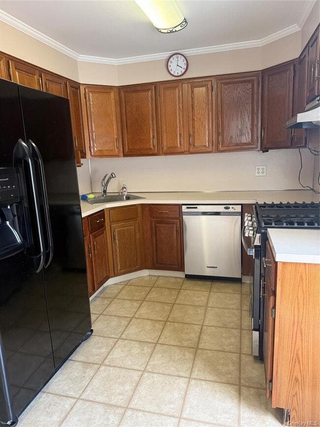 Photo - 35 Midwood Ave