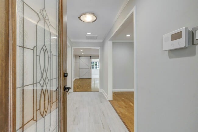 Photo - 5419 Dumfries Dr