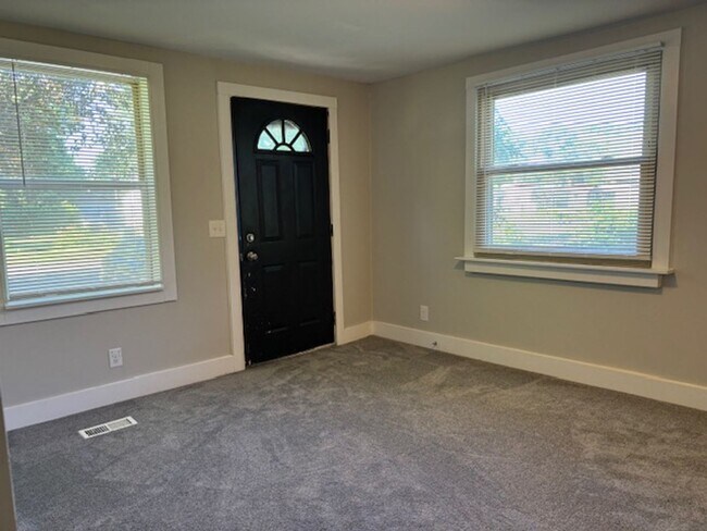 Photo - 2 Bed / 1 Bath Single-Family Home – N. Gaines Township