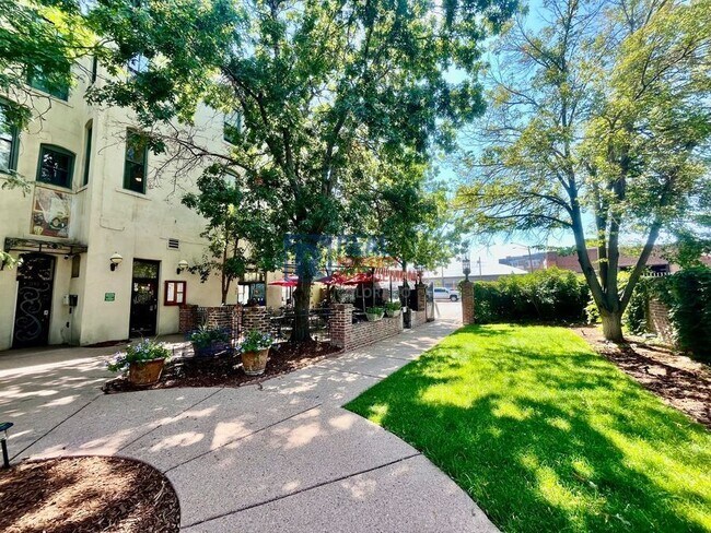 Photo - 2193 Arapahoe St Unit 8