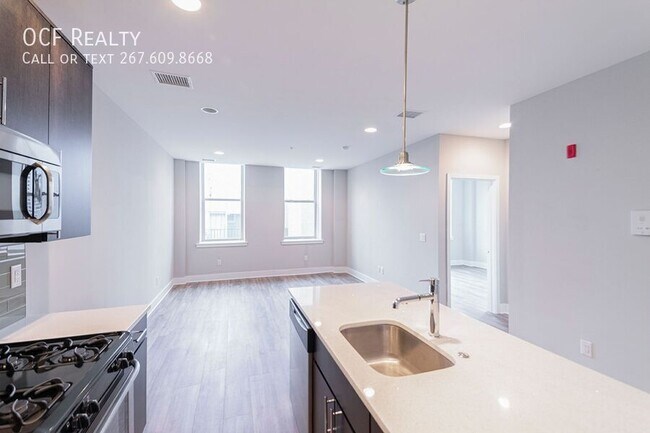 Photo - 1607 Catharine St Unit 2B