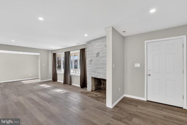 Photo - 1102 Evergreen Blvd