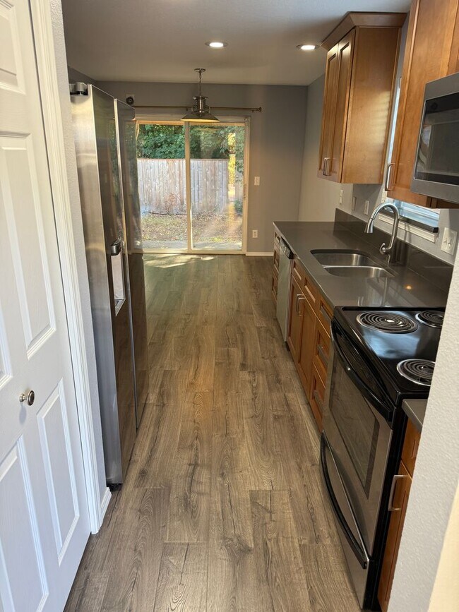 Photo - FIELEN02 Unidad 174 NE 43rd Ave