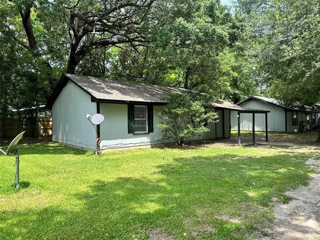 Building Photo - 107 FM 834 Unit 4 Rental