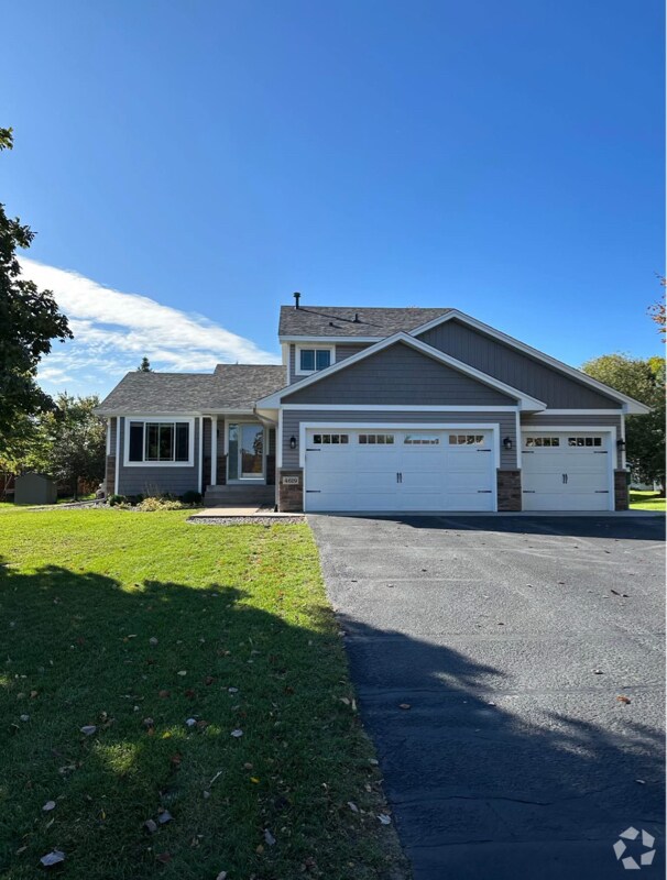 Building Photo - 4619 Ladyslipper Ave N Rental