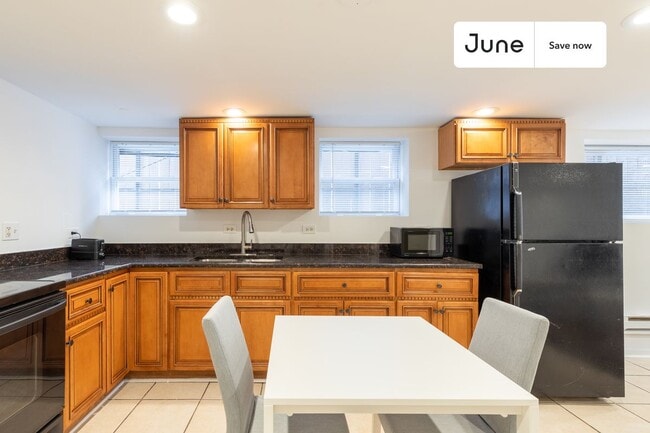 Photo - 1841 N Mozart St