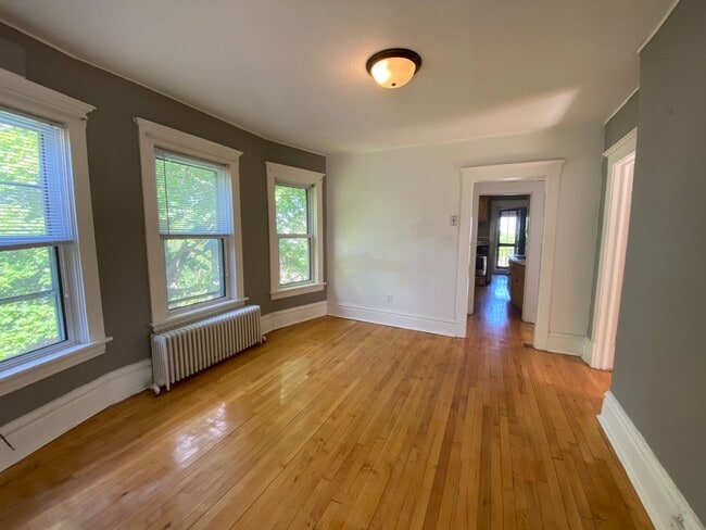 Photo - 920 E 5th St Unit 1