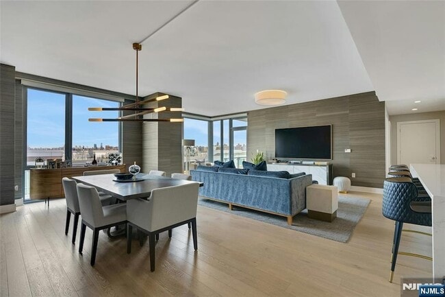 Photo - 9 Ave at Port Imperial Unit PH03