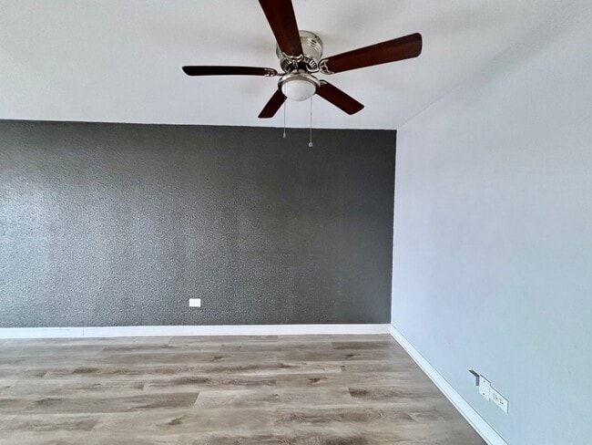 Photo - 520 Rentals