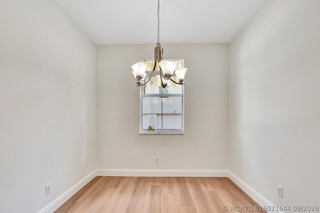 4313 Parkside Dr