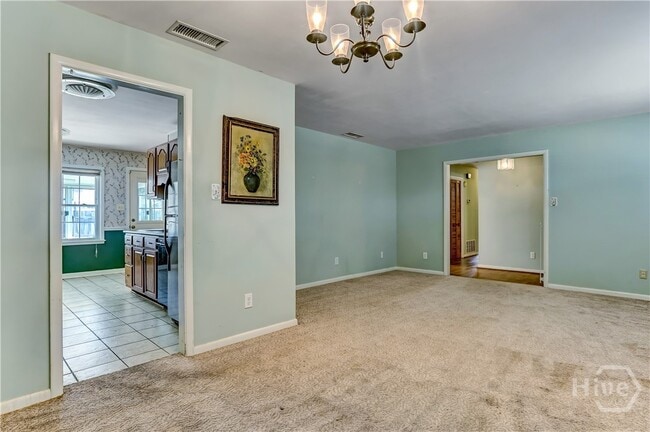 Photo - 4 Cottingham Dr