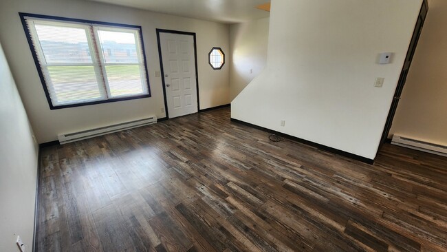 Updated 2 Bedroom Southside Duplex with Garage - Pet Friendly!