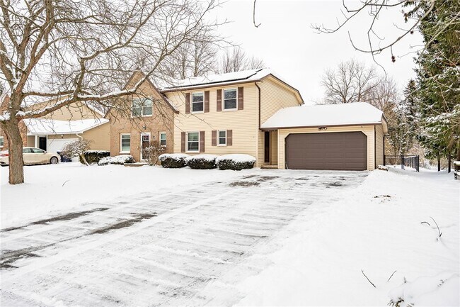 Photo - 16 Sanders Farm Dr