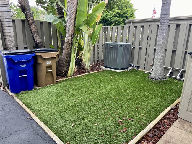 Photo - 320 Deer Creek Wildwood Ln E