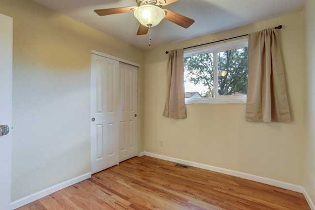 Photo - 7777 Umatilla St