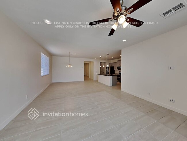 18371 W Vista Norte St