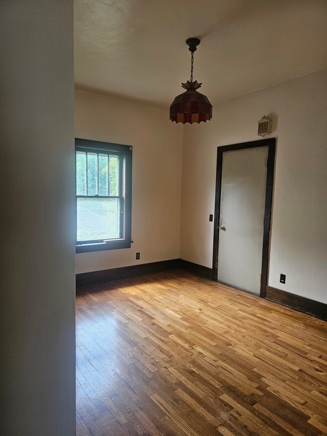 Photo - 408 W Michigan Ave Unit 2
