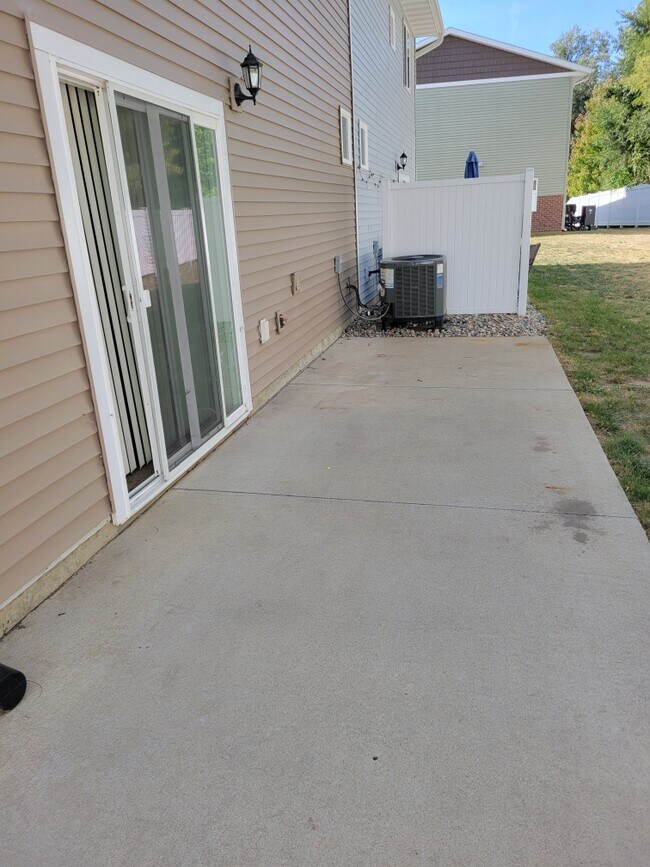 1814 Red Bertrand Ct Condo Condo for Rent in Sioux City, IA