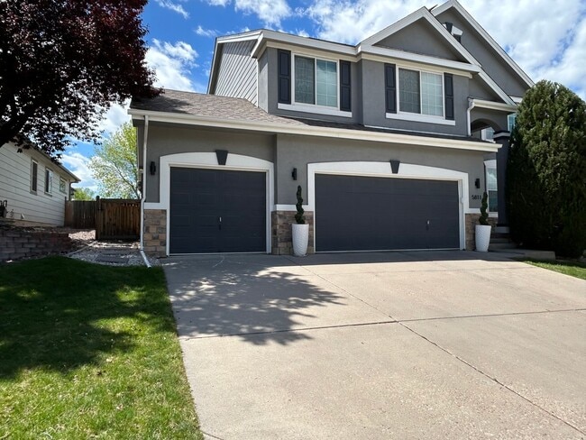 Building Photo - Great Furnished House In Fort Collins