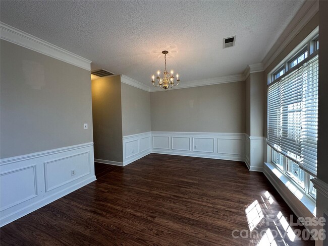 Photo - 5650 Berry Ridge Dr